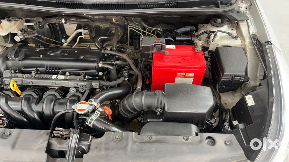 Hyundai Verna Fluidic 1.6 Vtvt Sx, 2016, Petrol