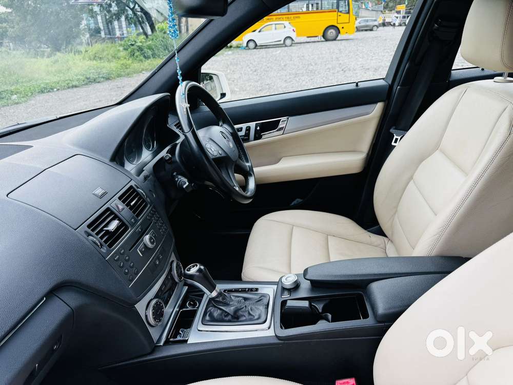 Mercedes-benz C-class C 200, 2011, Petrol
