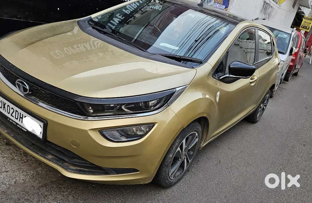 Tata Altroz 2024 Petrol Well Maintained Family Car
