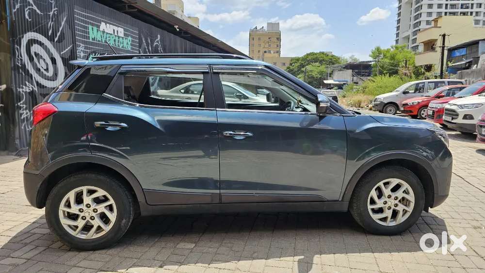 2023 Mahindra Xuv300 W8 Diesel Manual With Sunroof