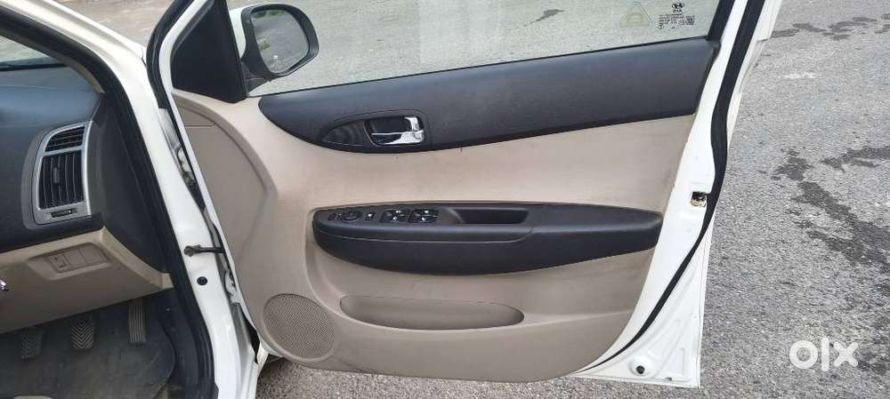 Hyundai I20 Magna 1.2 Vtvt, 2013, Petrol