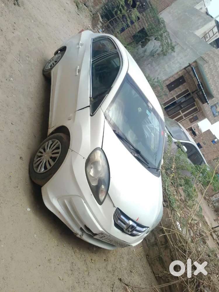 Honda Amaze 2016 Diesel 300000 Km Driven
