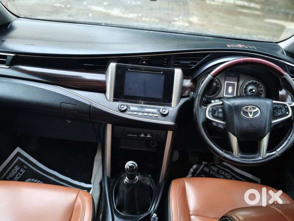 Toyota Innova Crysta 2.4 V, 2017, Diesel