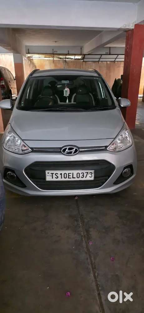 Hyundai Grand I10 2016 Petrol 49000 Km Driven