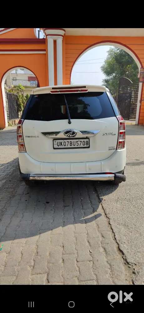 Mahindra Xuv500 2016