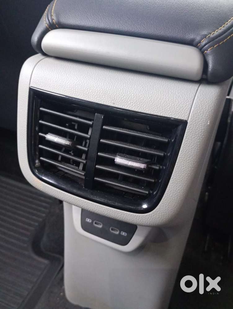 Skoda Kushaq 1.0 Tsi Style At, 2021, Petrol