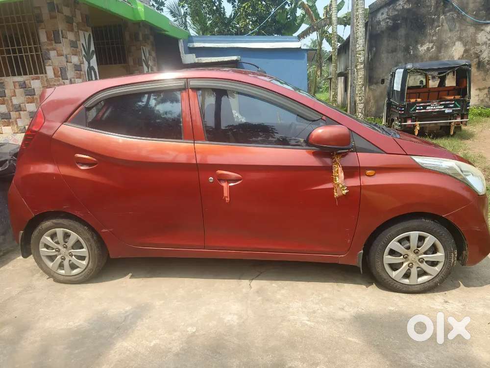 Hyundai Eon Sportz 2012