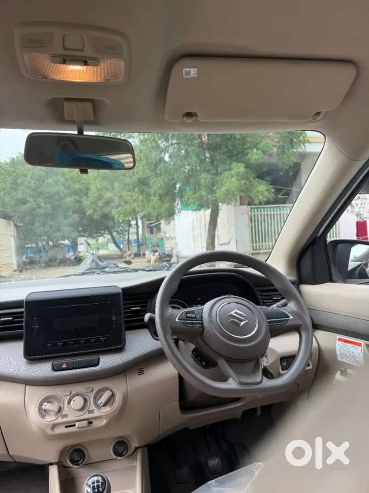 Maruti Suzuki Ertiga 1.5 Vxi 2026