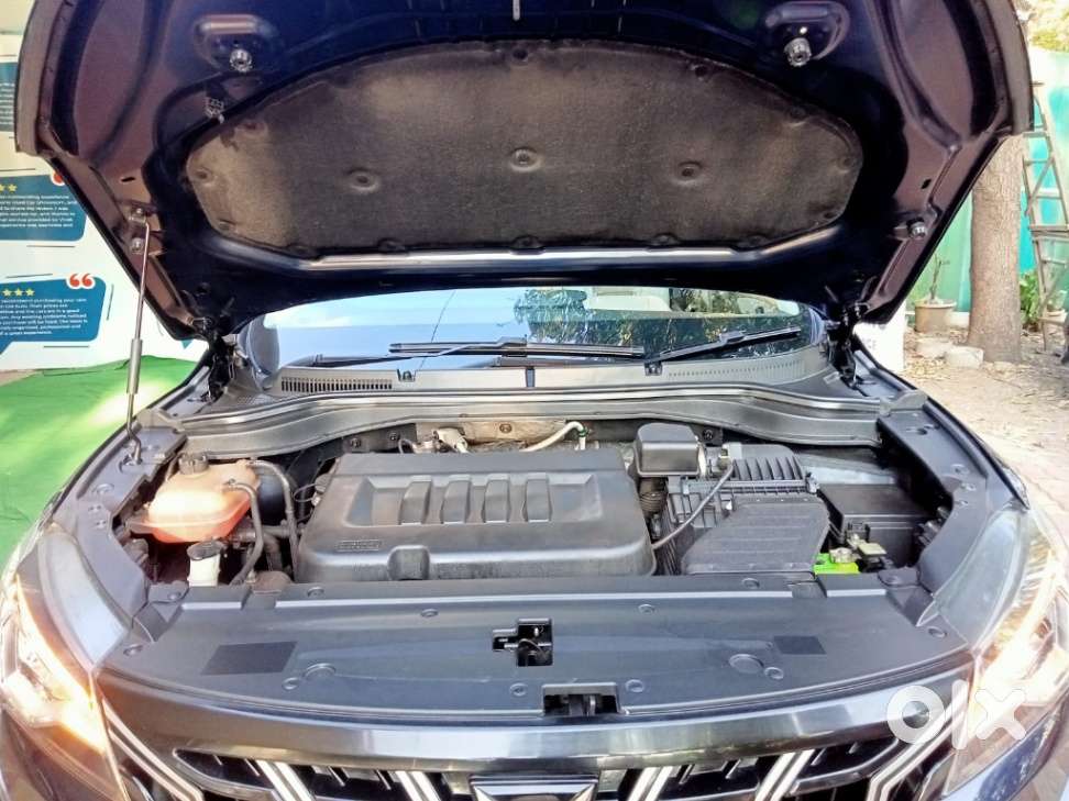 Mahindra Xuv700 2.2 Ax 7 Diesel Mt Luxury Pack Str, 2022, Diesel