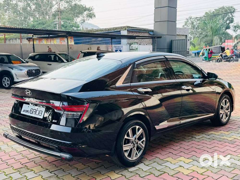Hyundai Verna 1.5 Sx (o) Ivt, 2023, Petrol