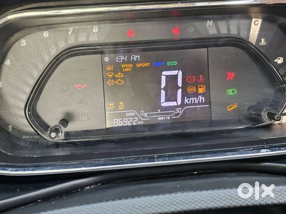 Tata Nexon 1.5 Revotorq Xm (s), 2021, Diesel