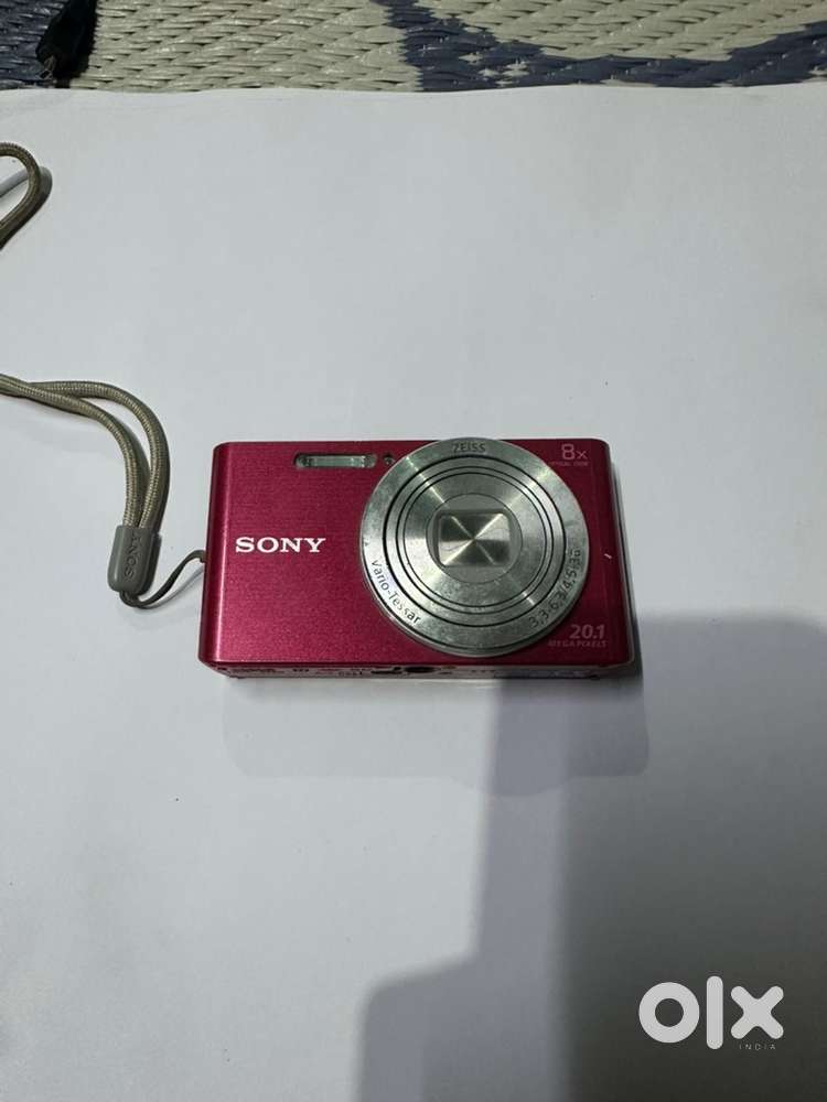 Sony Cyber-Shot w830 (Red)