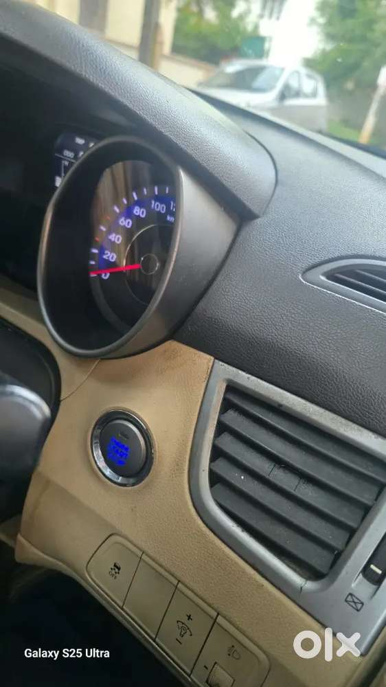 Hyundai New Elantra 2012 Diesel Car Eimmidiate Sale