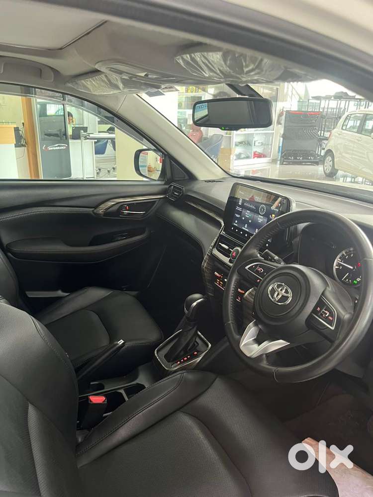 Toyota Urban Cruiser Hyryder 1.5 V Neo Drive At, 2024, Petrol