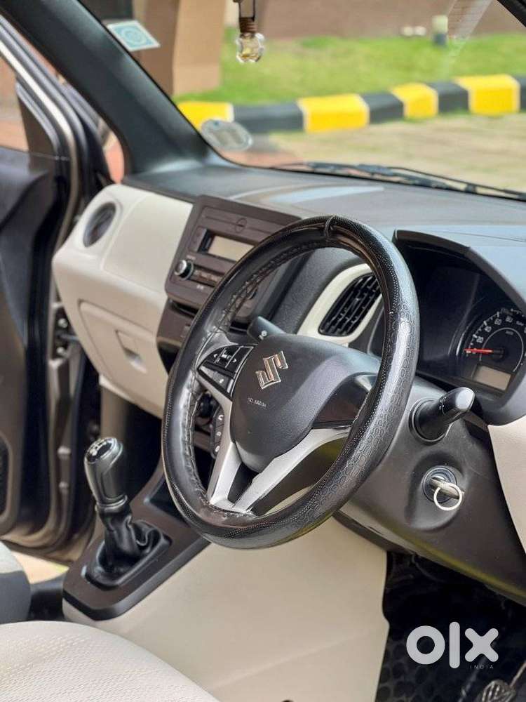 Maruti Suzuki Wagon R Zxi, 2022, Petrol