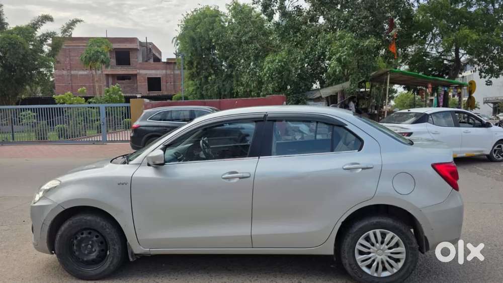 Maruti Suzuki Dzire 1.2 Vxi, 2019, Petrol