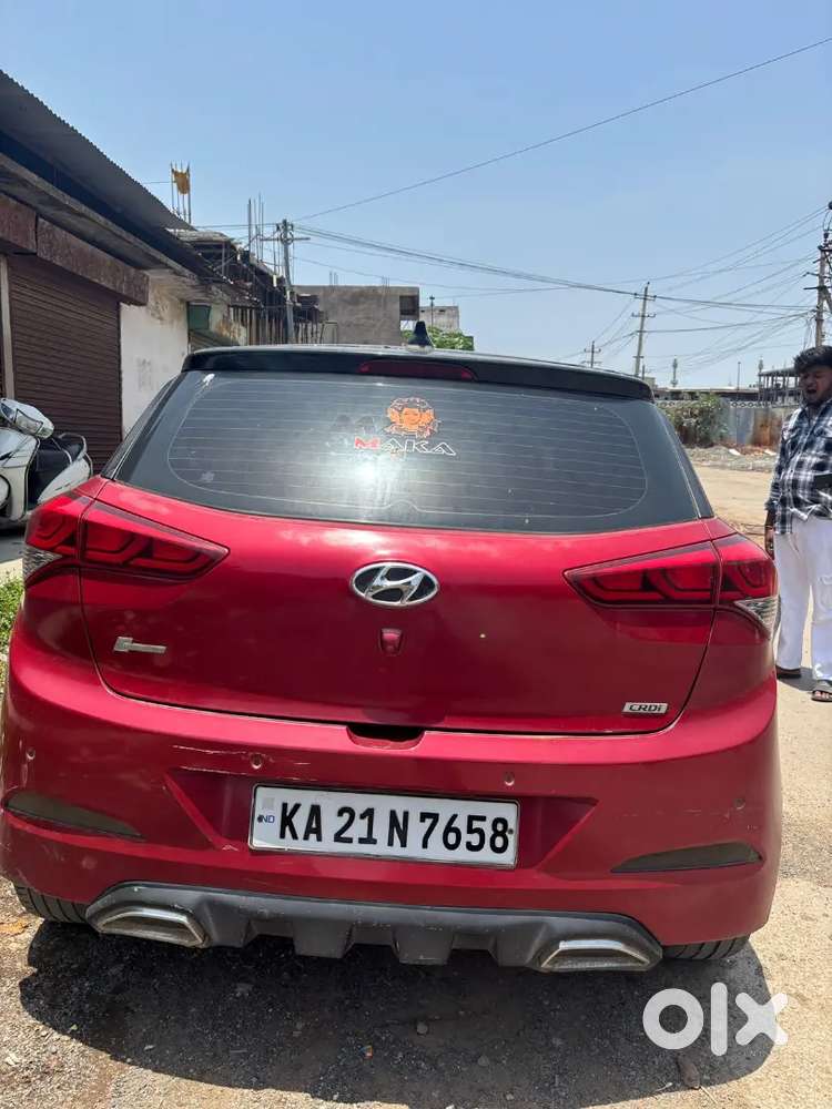 Hyundai I20 2014 Diesel 160000 Km Driven Well Maintained Top End