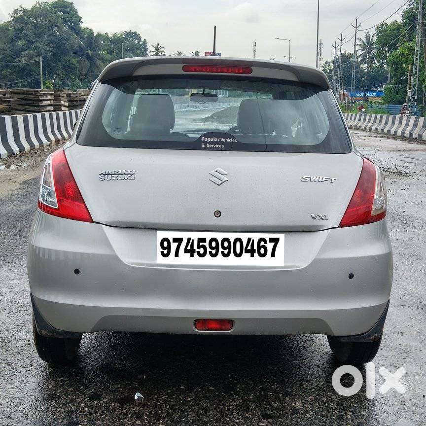 Maruti Suzuki Swift Vxi Optional, 2015, Petrol