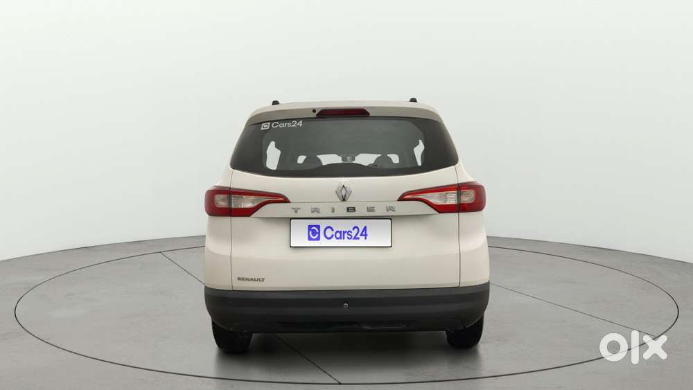 Renault Triber Rxl, 2022, Petrol