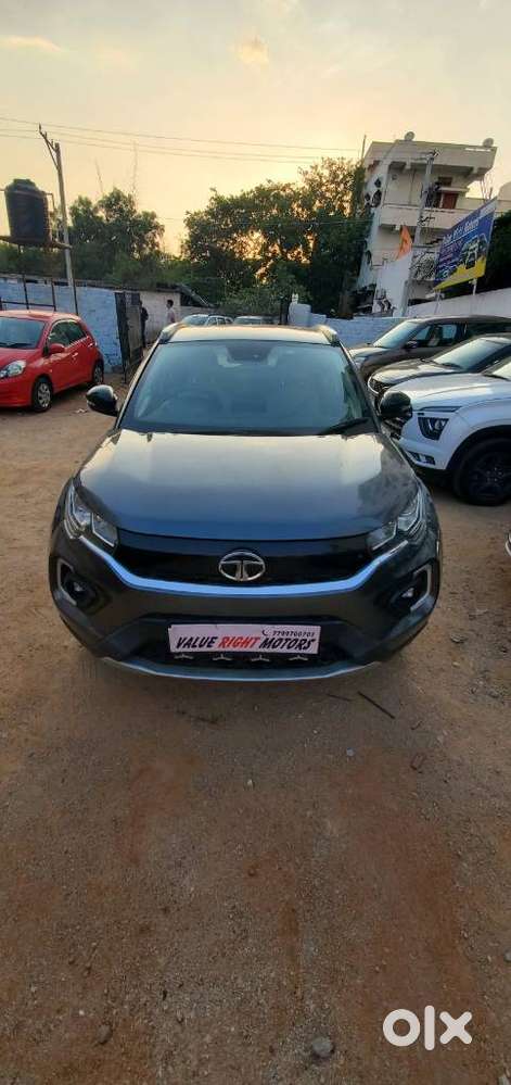 Tata Nexon Xz Plus Luxs, 2023, Petrol