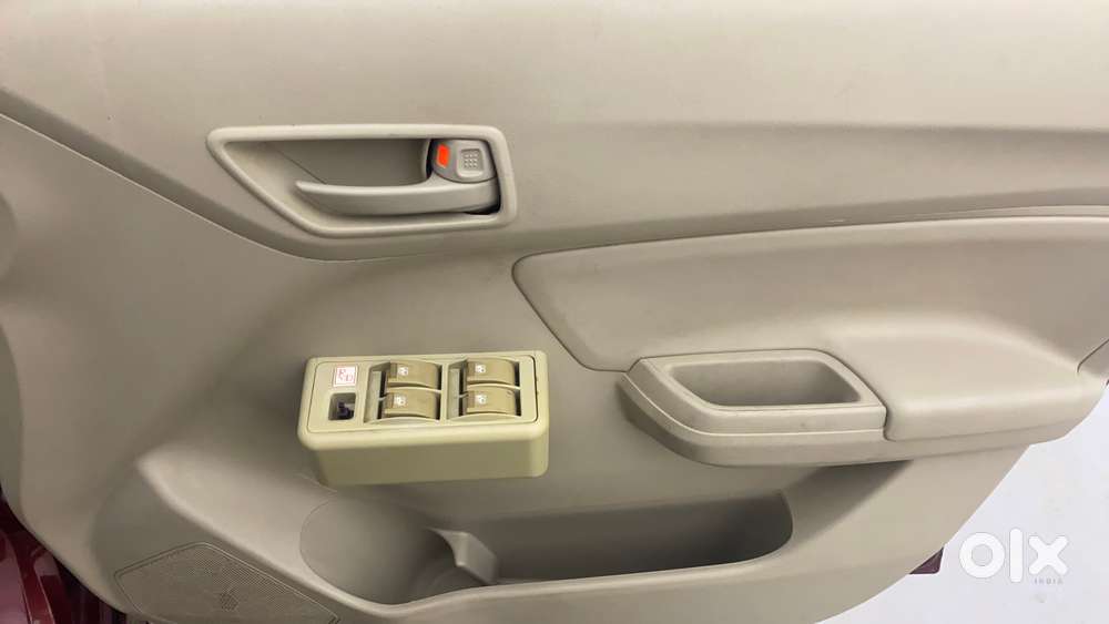 Maruti Suzuki Swift Dzire 1.2 Lxi Bsiv, 2018, Petrol