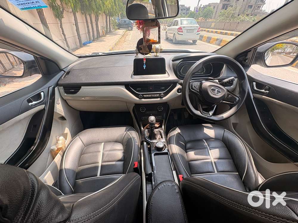 Tata Nexon Petrol Xz Plus 2020 Dec Model