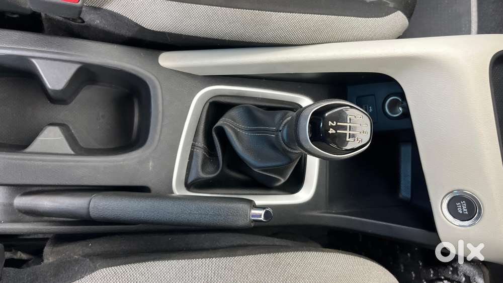Nissan Magnite 1.0 Xv, 2021, Petrol