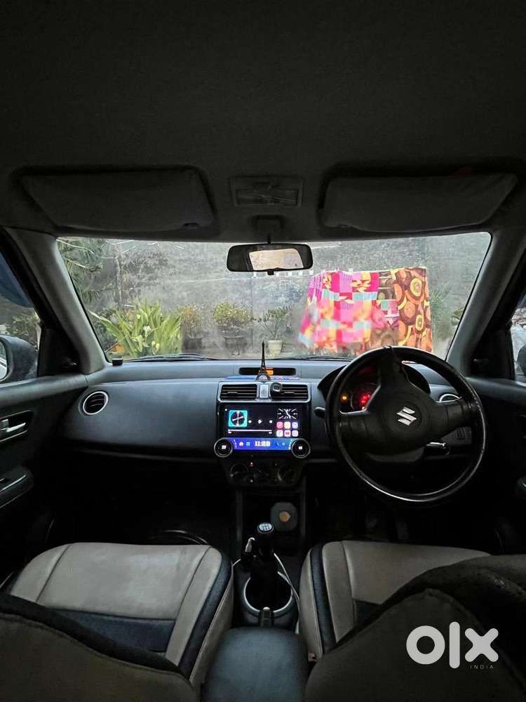 Maruti Suzuki Swift 2010 Petrol 98000 Km Driven