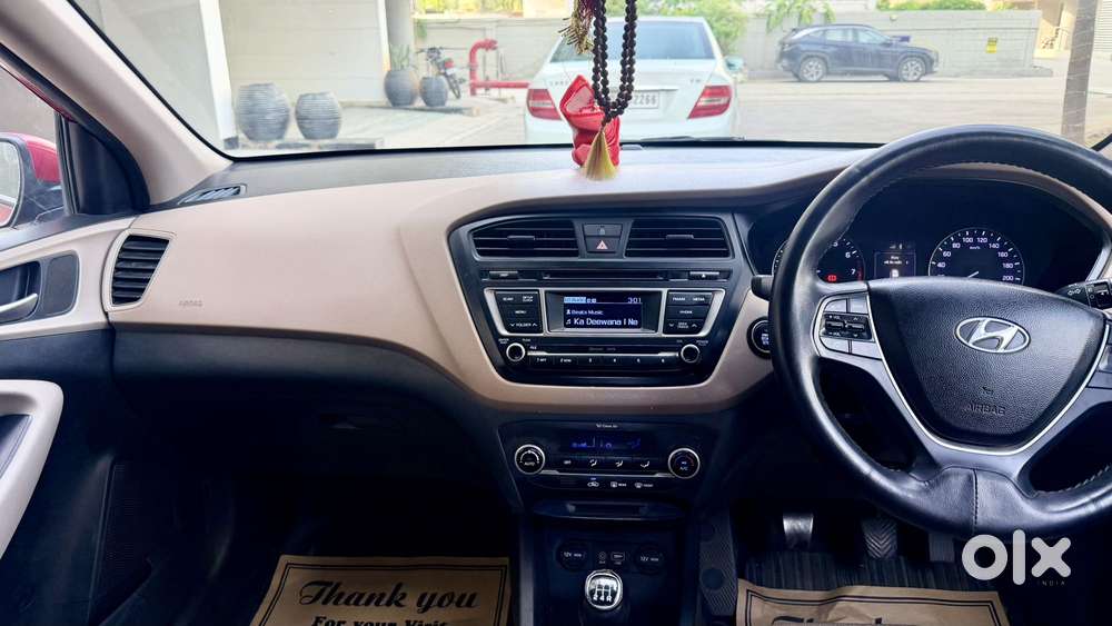 Hyundai I20 Petrol Asta Option, 2015, Petrol