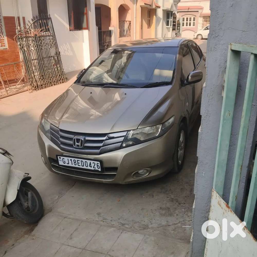 Honda City 2010 Cng & Hybrids 70000 Km Driven