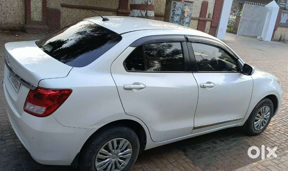Maruti Suzuki Dzire 1.2 Vxi, 2023, Cng & Hybrids