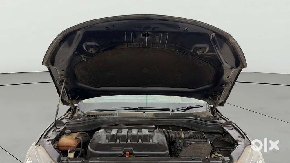 Mahindra Xuv700 2.0 Ax 5 Petrol At Str, 2022, Petrol