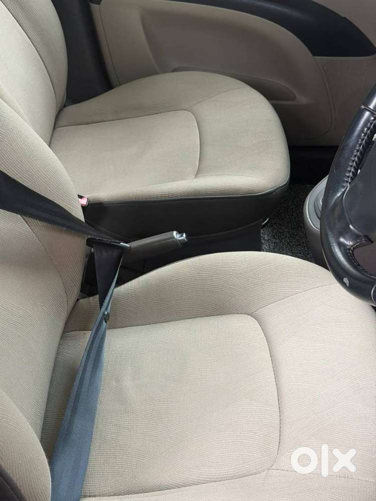 Hyundai I10 Sportz At, 2011, Petrol