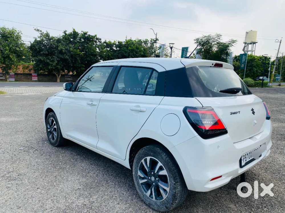 Maruti Suzuki Swift 1.3 Zxi, 2024, Petrol