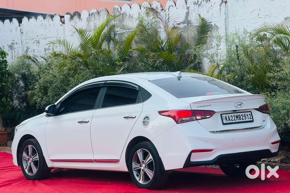Hyundai Verna, 2019, Petrol