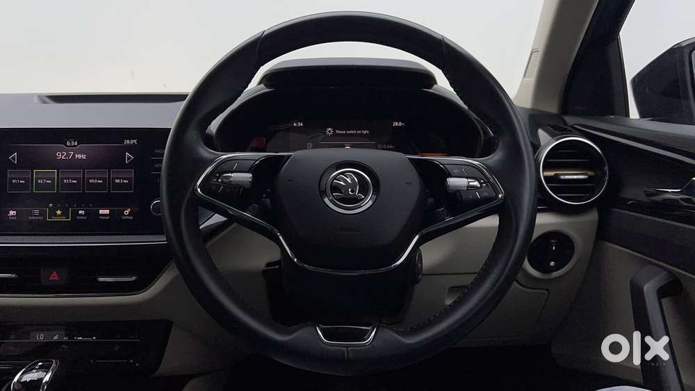 Skoda Slavia Style 1.5l Tsi Dsg, 2022, Petrol