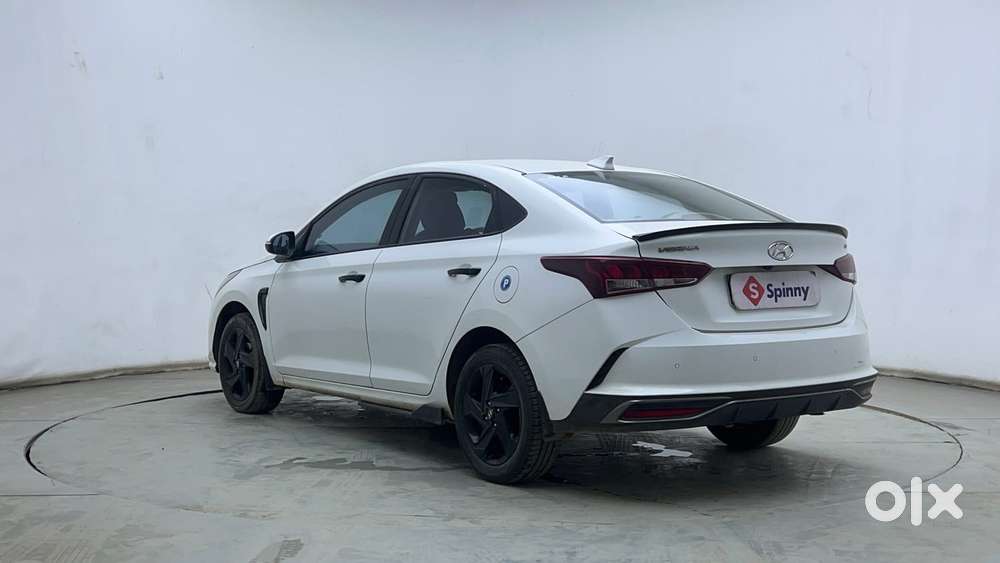 Hyundai Verna 1.5 Sx Vtvt Ivt, 2021, Petrol