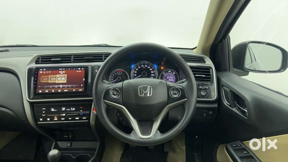 Honda City I-vtec V, 2018, Petrol