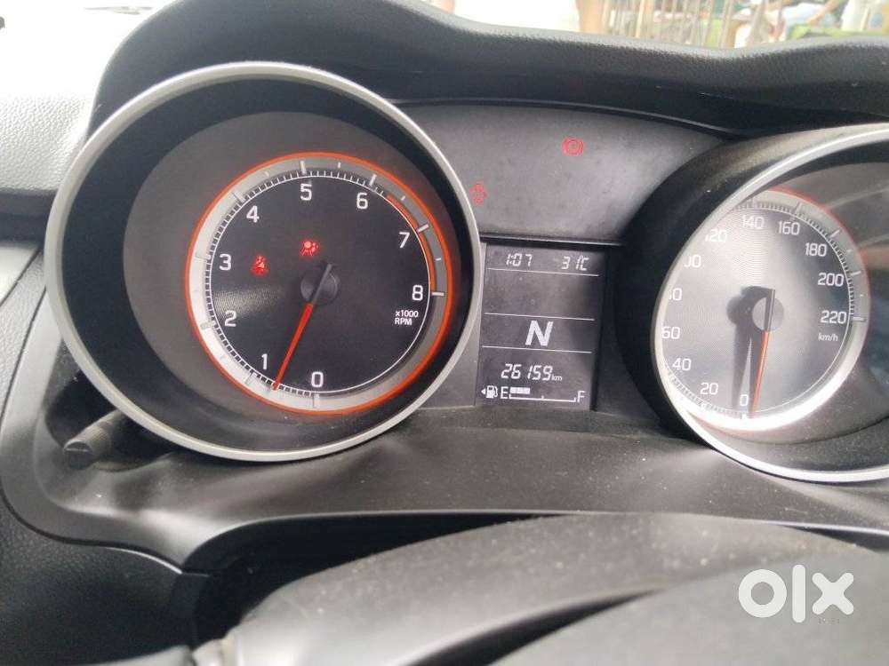 Maruti Suzuki Swift Amt Zxi, 2021, Petrol