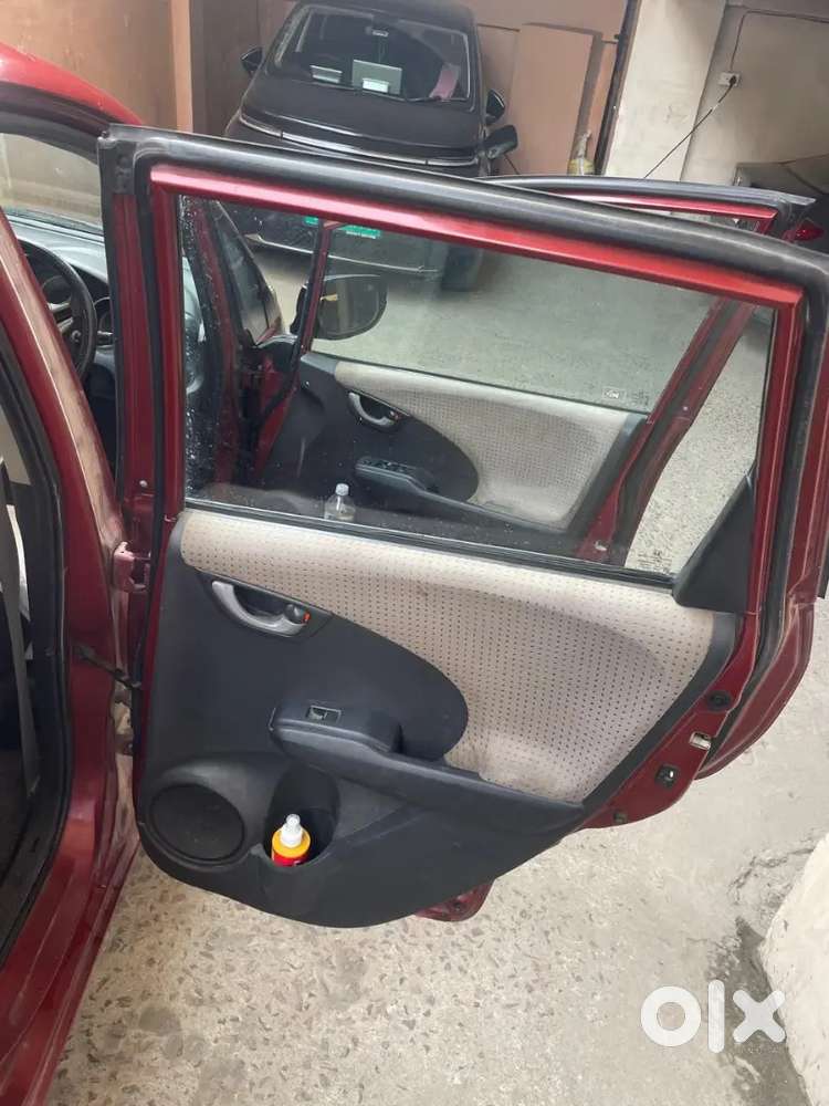 Excellent Condition Running Car, Still Gives Mileage 15.5 To 16 Km