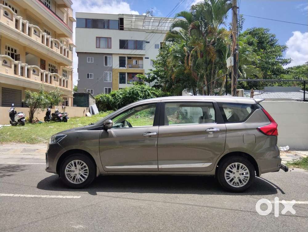Maruti Suzuki Ertiga Vxi Shvs, 2022, Petrol