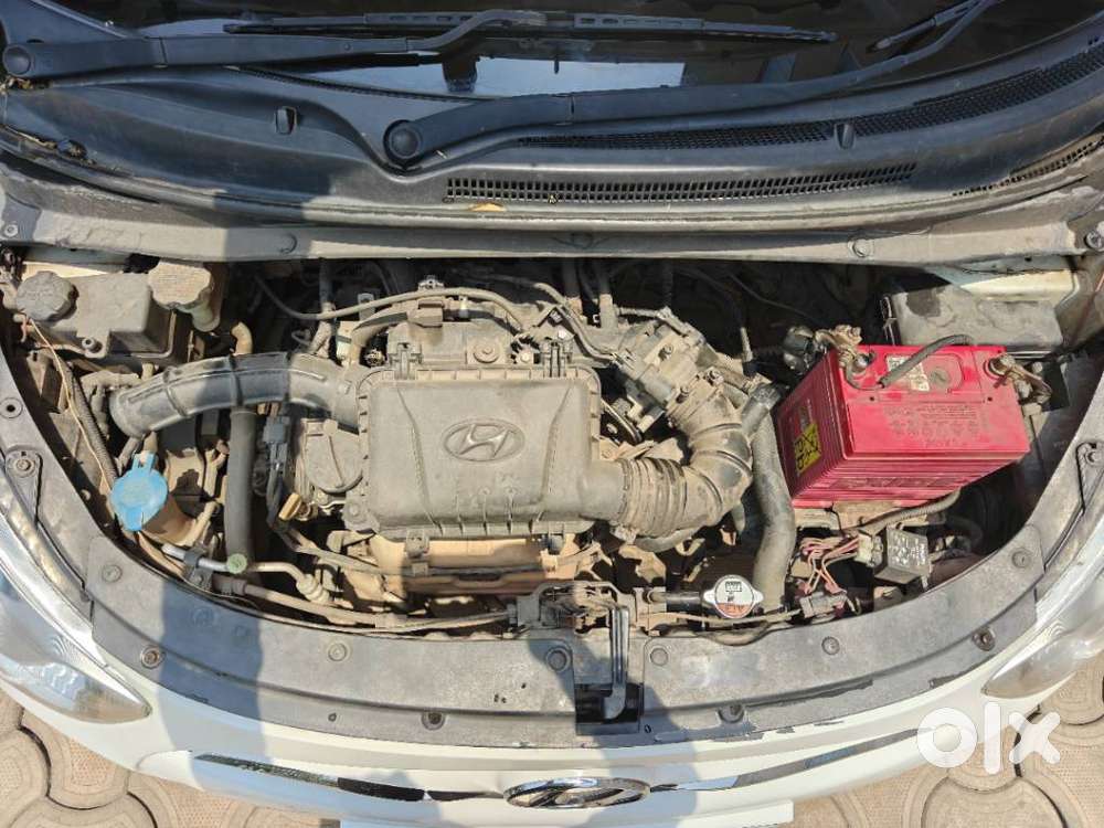 Hyundai I10 Sportz, 2014, Petrol