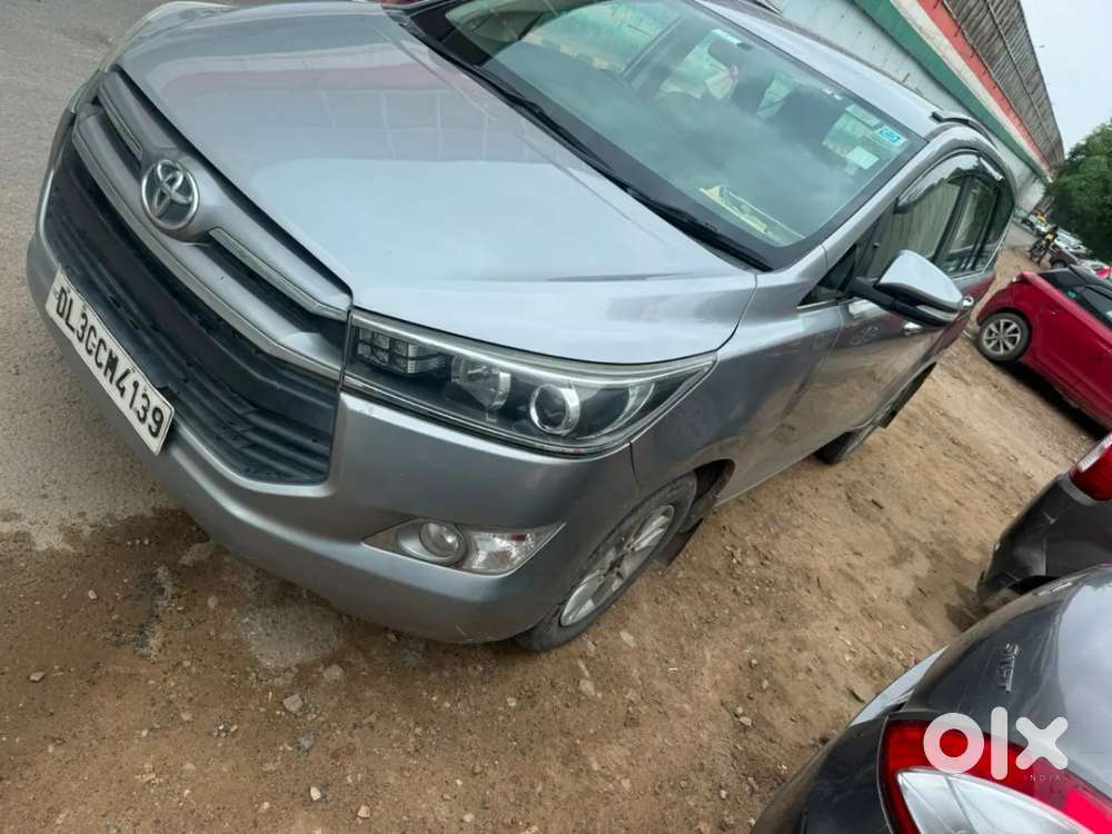 Toyota Innova Crysta 2.4 V 7 Str, 2017, Diesel