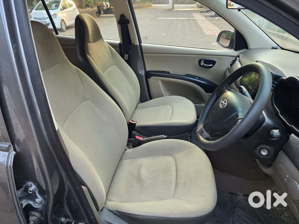 Hyundai I10 Sportz At, 2012, Petrol