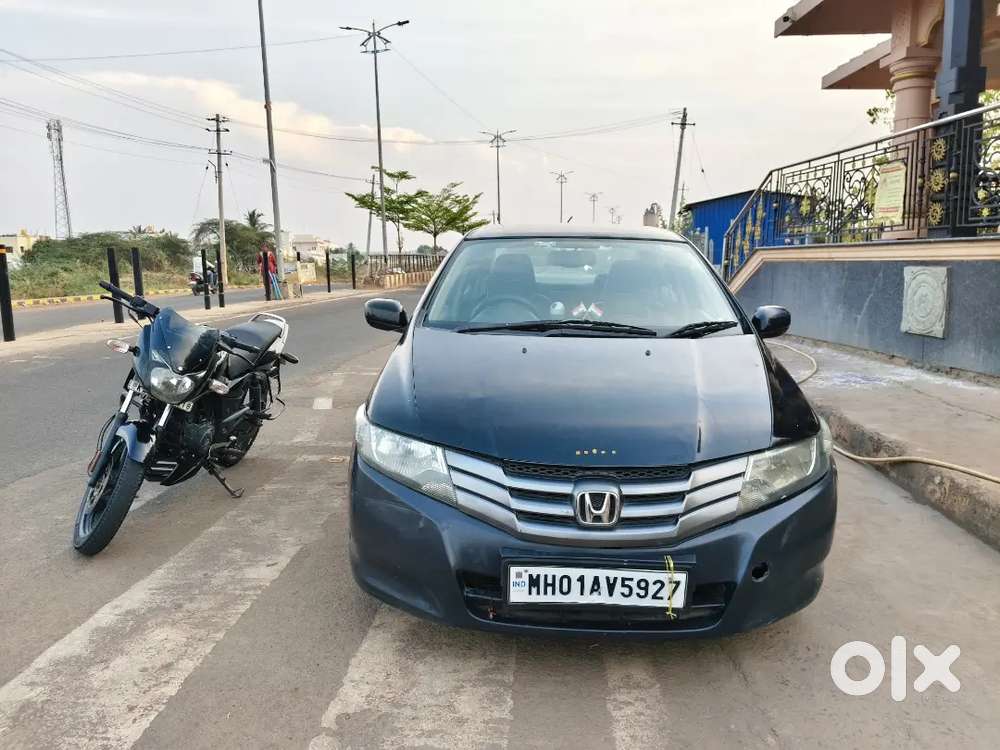 Honda City 2010 Cng & Hybrids 25000 Km Driven Well Maintained Car