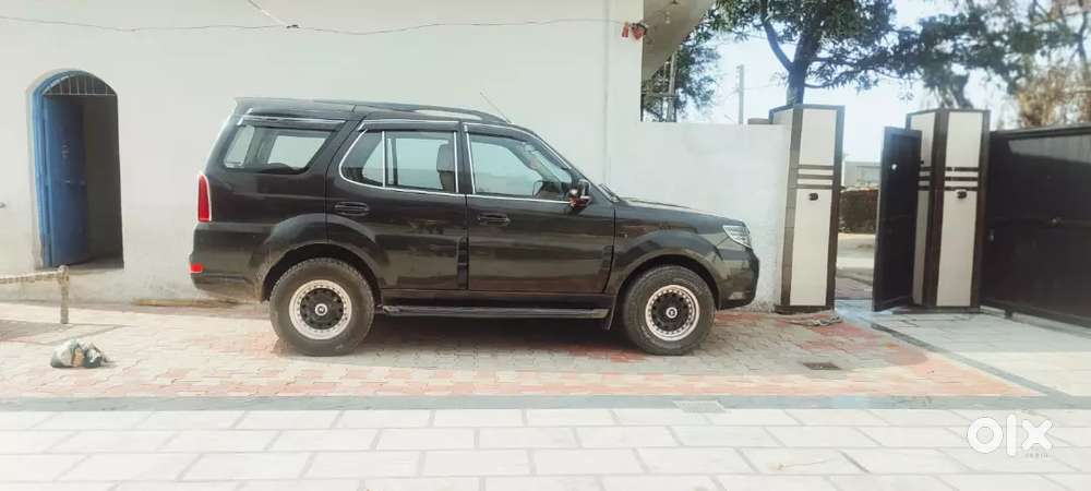 Tata Safari Storme 2014 Diesel 106000 Km Driven