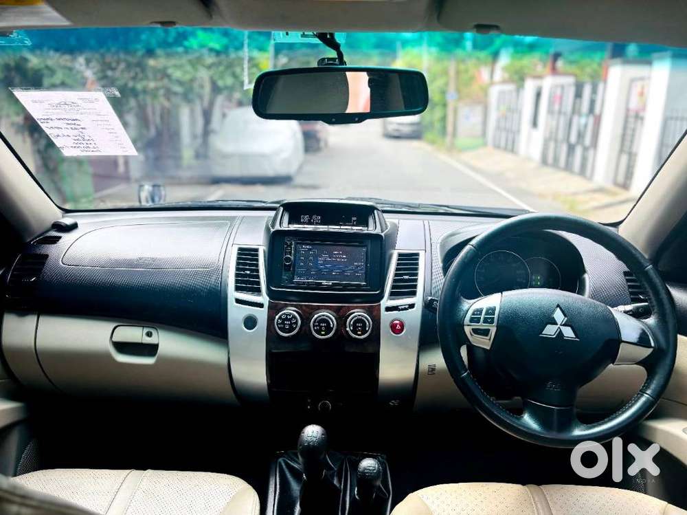 Mitsubishi Pajero Sport Limited Edition, 2015, Diesel
