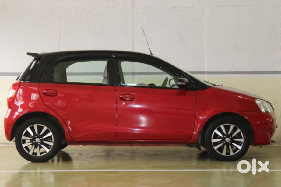 Toyota Etios Liva 2014-2016 V, 2016, Petrol
