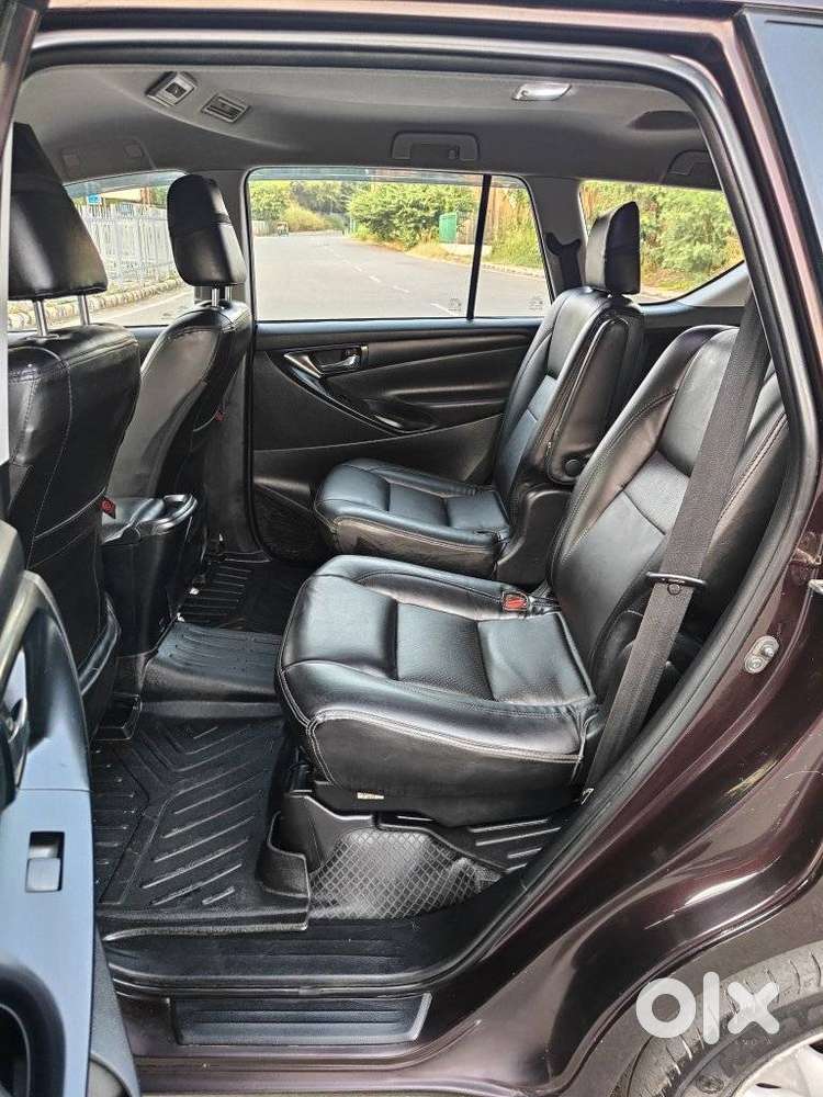 Toyota Innova Crysta 2.4 G Mt 7 Str, 2019, Diesel