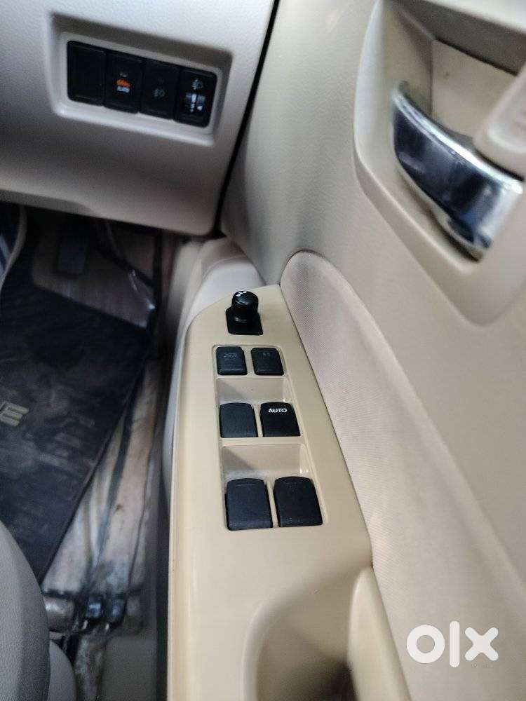 Maruti Suzuki Dzire 1.2 Vxi, 2014, Petrol